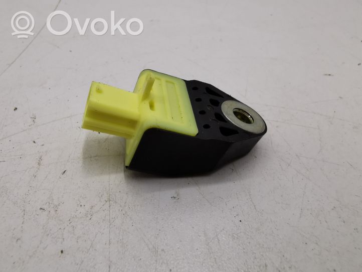 Toyota RAV 4 (XA40) Sensore d’urto/d'impatto apertura airbag 8983133050