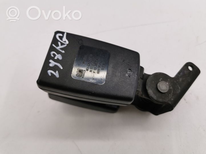 Opel Astra J Klamra tylnego pasa bezpieczeństwa 13251482