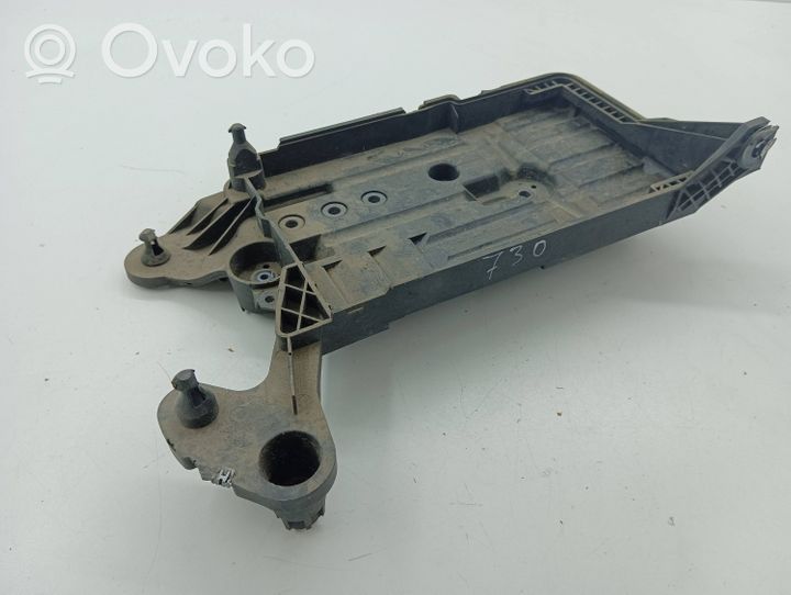 Seat Ateca Battery tray 5Q0915321