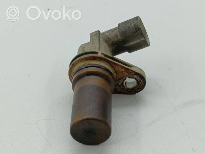 Opel Vectra C Crankshaft position sensor 46798345