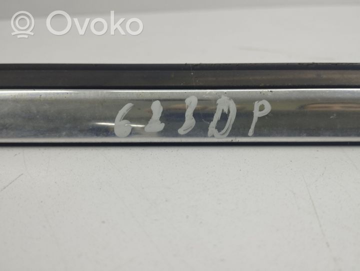 Opel Vectra C Priekinių durų stiklo apdaila 