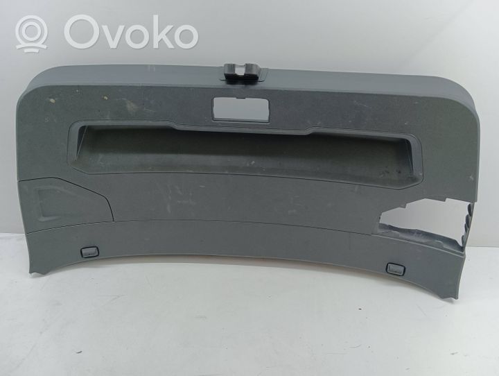 Seat Ateca Takaluukun alaosan verhoilu 575867657