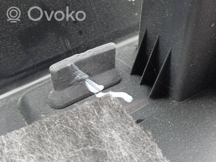 Seat Ateca Takaluukun alaosan verhoilu 575867657