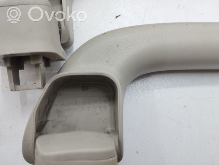 Honda Accord Un set di maniglie per il soffitto 