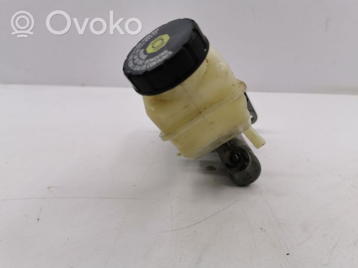 Toyota Corolla E120 E130 Główny cylinder hamulca 744712514