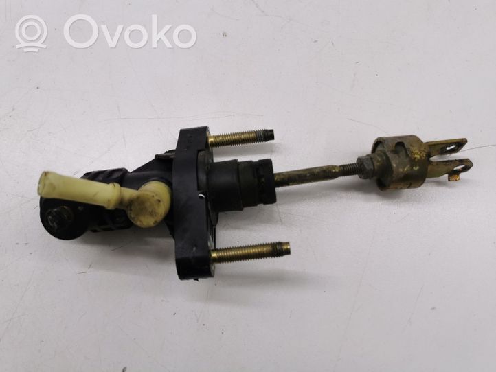 Toyota Corolla E120 E130 Główny cylinder sprzęgła 2910518