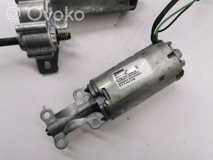 Mercedes-Benz ML W164 Colonne de direction, moteur de réglage hauteur A2515400206