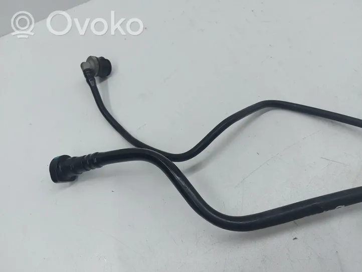 BMW X5 E70 Tuyau d'alimentation conduite de carburant 7164351