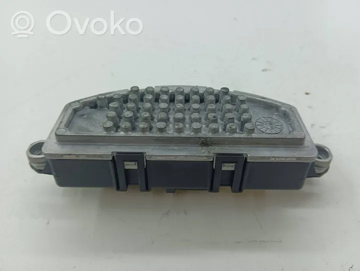 Volkswagen PASSAT B8 Heater blower motor/fan resistor 3Q0907521A