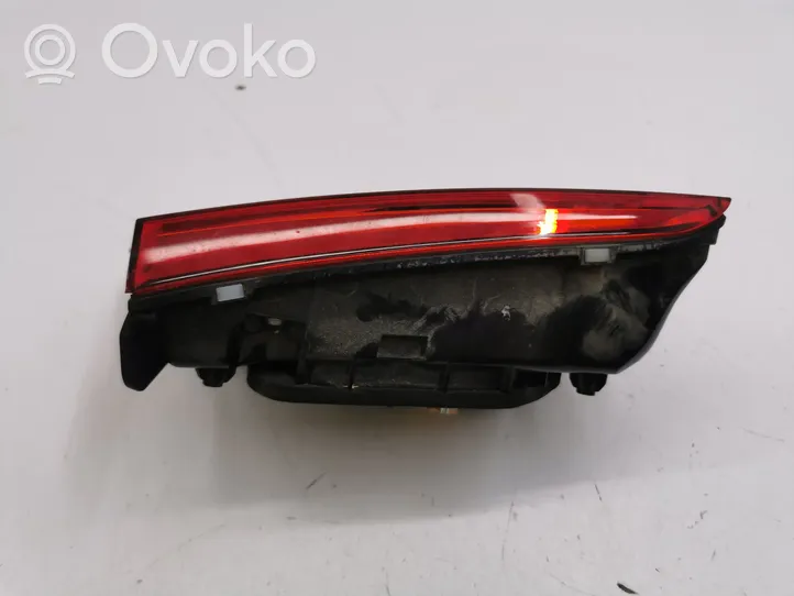 Volkswagen Tiguan Luci posteriori del portellone del bagagliaio 5NA945094G