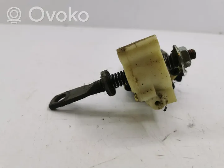 Toyota Avensis T250 Motorino di regolazione del sedile 8582033020