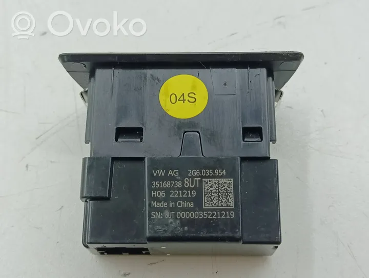 Volkswagen Golf VIII Connecteur/prise USB 2G6035954