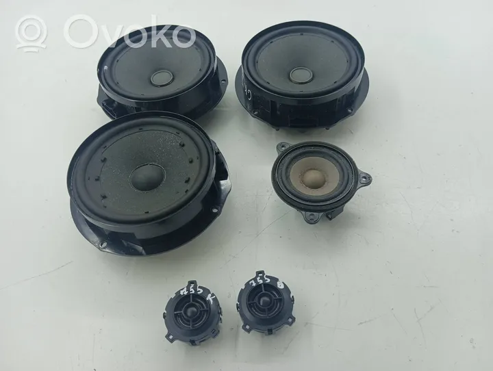 Volkswagen Golf VIII Kit sistema audio 5H0035415A