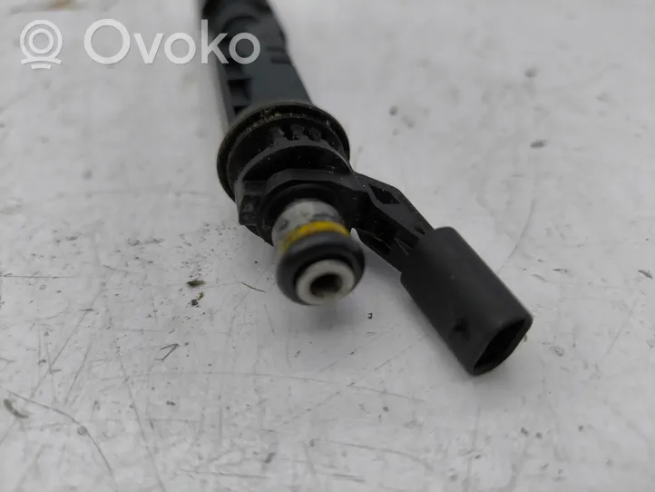 Nissan Qashqai Injecteur de carburant A2820701000