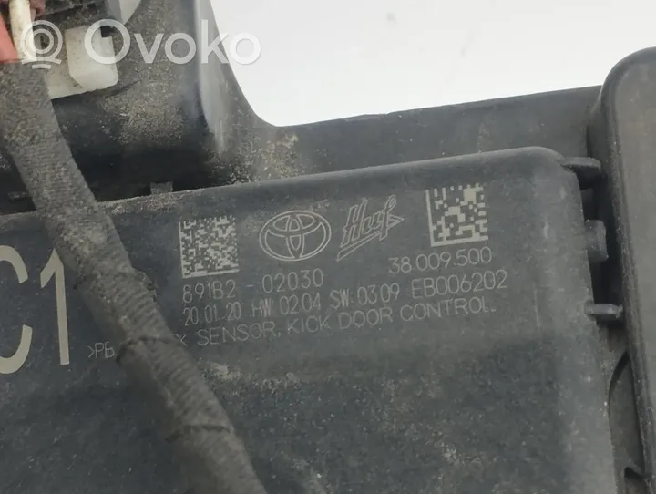 Toyota Corolla E210 E21 Interrupteur de poignée d'ouverture de coffre arrière 891B202030