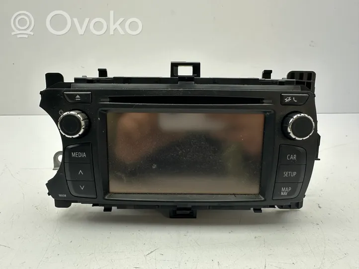 Toyota Yaris Panel / Radioodtwarzacz CD/DVD/GPS 861400D030