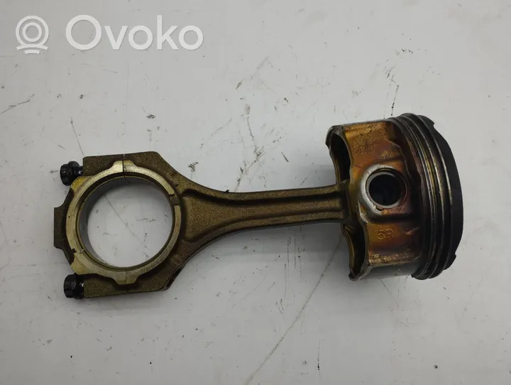 Lexus GS 300 350 430 450H Piston with connecting rod 31080