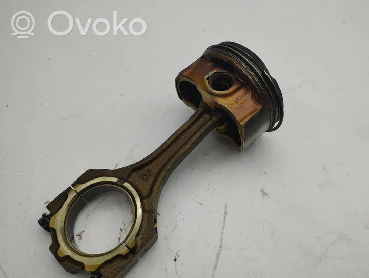 Lexus GS 300 350 430 450H Piston with connecting rod 31080