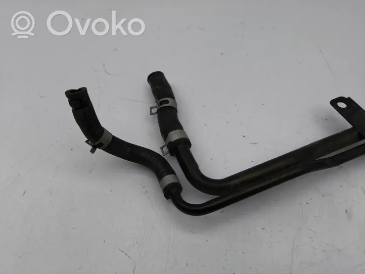 KIA Niro Tuyau de liquide de refroidissement moteur 25450G2600