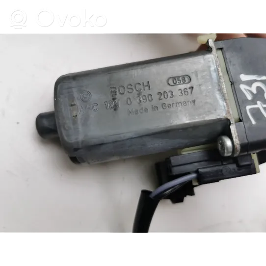 Mercedes-Benz CLS C218 X218 Seat adjustment motor 0390203367