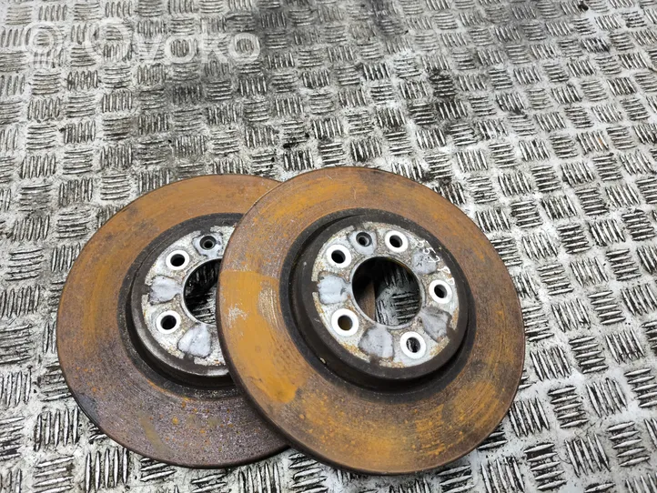 Opel Zafira C Front brake disc 