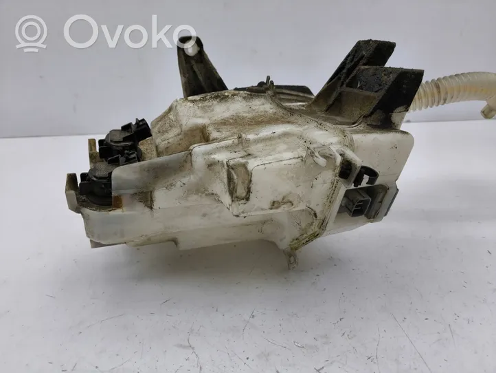 Toyota RAV 4 (XA30) Windshield washer fluid reservoir/tank 060851205