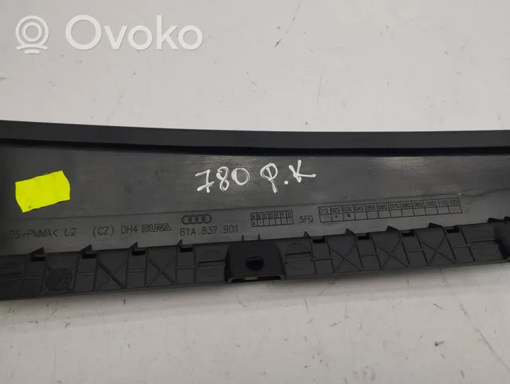 Audi Q2 - Rivestimento modanatura del vetro della portiera anteriore 81a837901