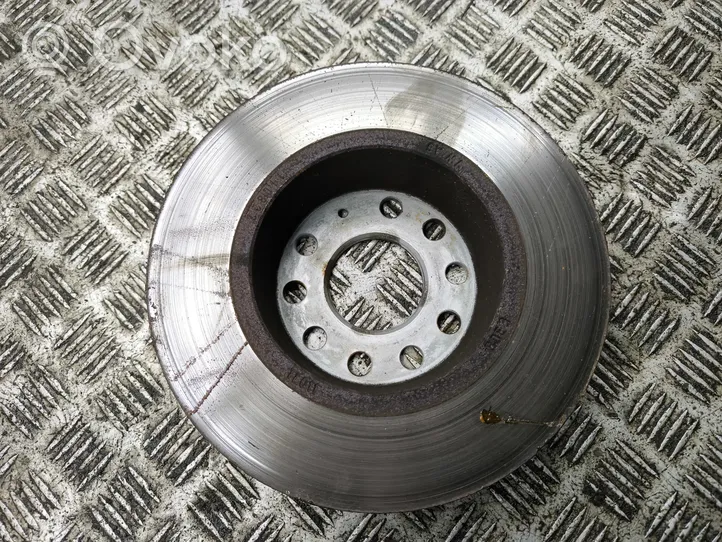 Audi Q2 - Rear brake disc 