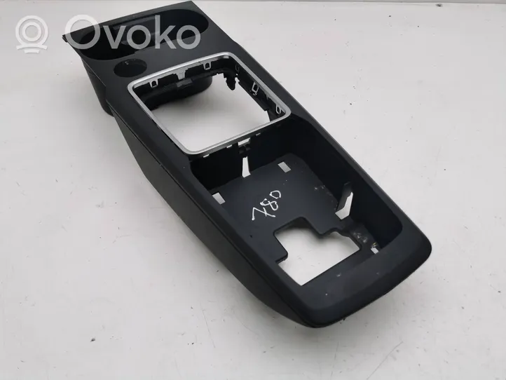 Audi Q2 - Cup holder front 81C864261