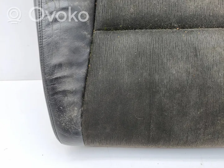 Honda Accord Console, Assise de siège conducteur 