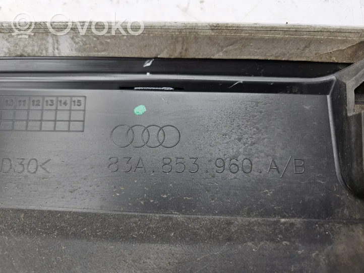 Audi Q3 F3 Etuoven lista (muoto) 83A853960