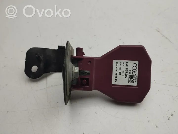 Audi Q3 F3 Pystyantennivahvistin 4M0035507