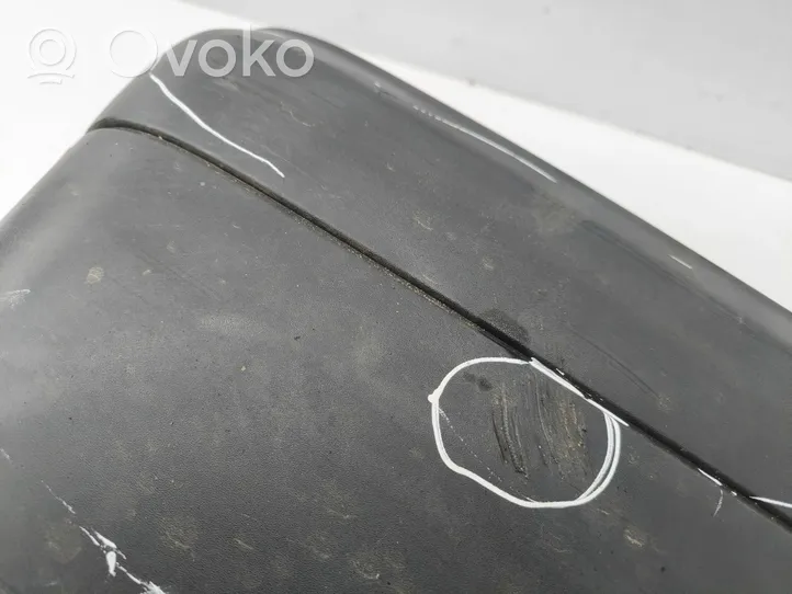 Mercedes-Benz Vito Viano W639 Rivestimento del pannello parte angolare del paraurti posteriore A6398801771
