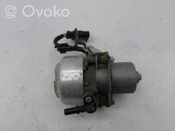 Audi Q3 F3 Alipainepumppu 5Q0612181