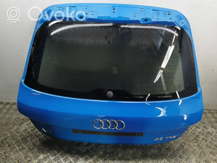 Audi A3 8Y Takaluukun/tavaratilan kansi 