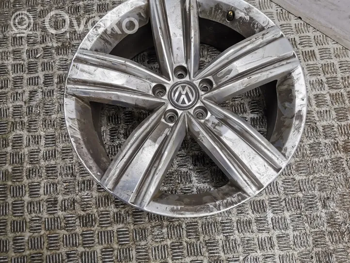 Volkswagen Tiguan Jante alliage R19 5NA601025R