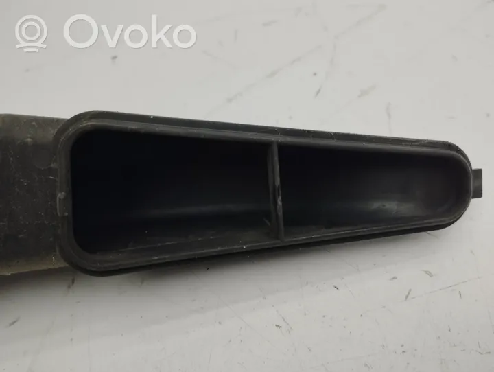 BMW 7 F01 F02 F03 F04 Oro paėmimo kanalo detalė (-ės) 7555193