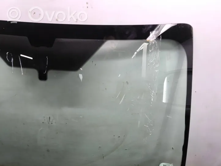 Ford Grand C-MAX Front windscreen/windshield window 