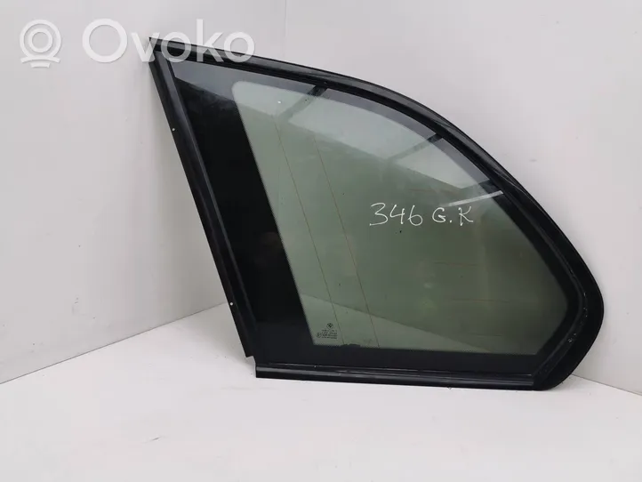 BMW X5 E53 Rear side window/glass 