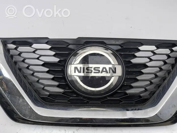 Nissan Qashqai Grille de calandre avant 6933U110