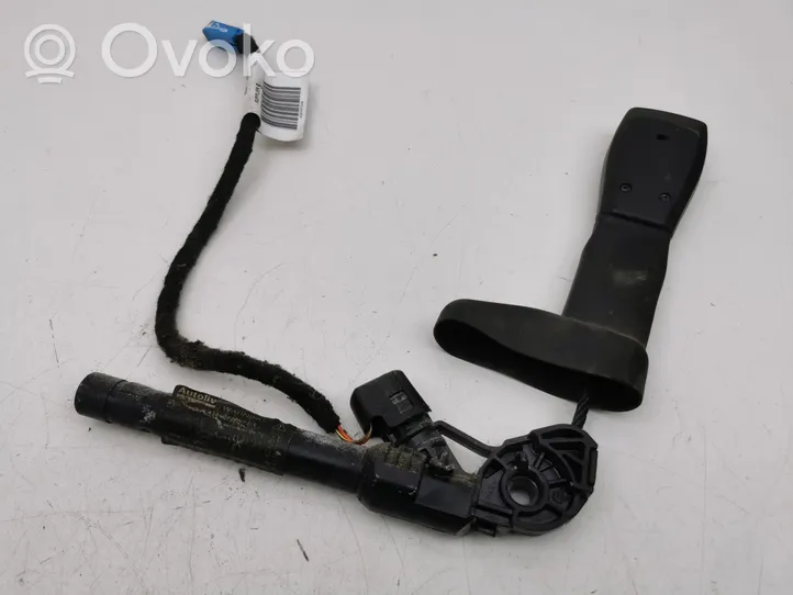 Volvo V70 Front seatbelt buckle 9114395