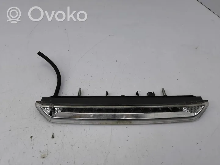 Citroen C4 II Picasso Trzecie światło stop 9688016380A