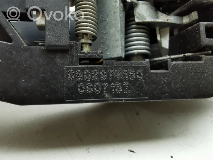 Citroen C4 II Picasso Klamka zewnętrzna drzwi przednich 9802977190