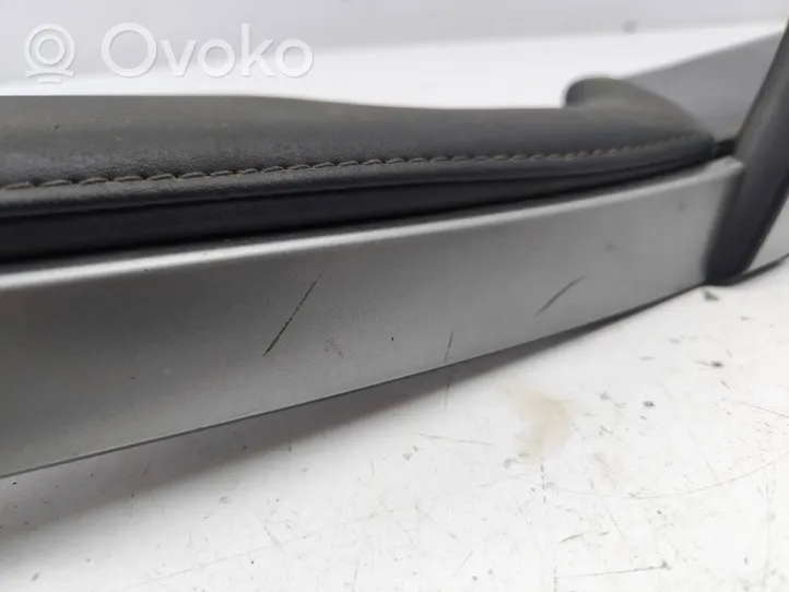 Mazda CX-7 Rivestimento della maniglia interna per portiera anteriore EH7068D4Y