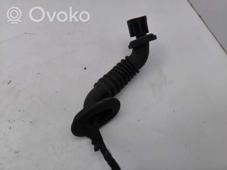 Volvo V50 Rear door wiring loom 996693106