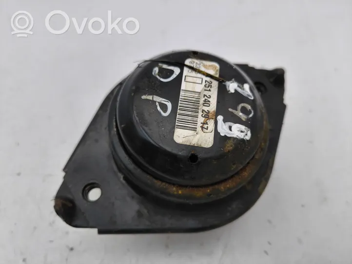 Mercedes-Benz ML W164 Supporto di montaggio del motore A2512402917