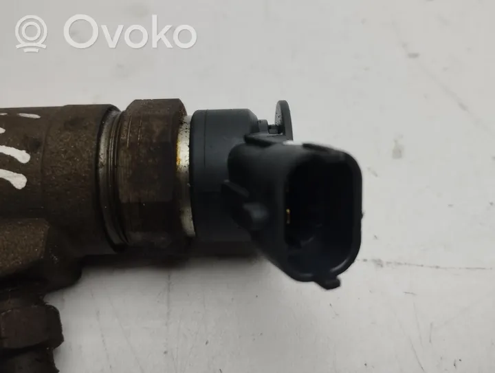 Citroen C4 II Picasso Injecteur de carburant 870692