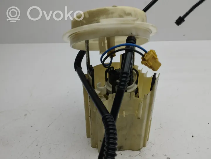 Mercedes-Benz C W204 Kraftstoffpumpe im Tank A2044700594