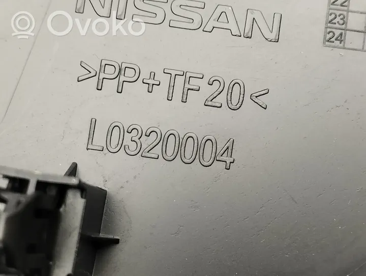 Nissan Qashqai Garniture de siège L0320010