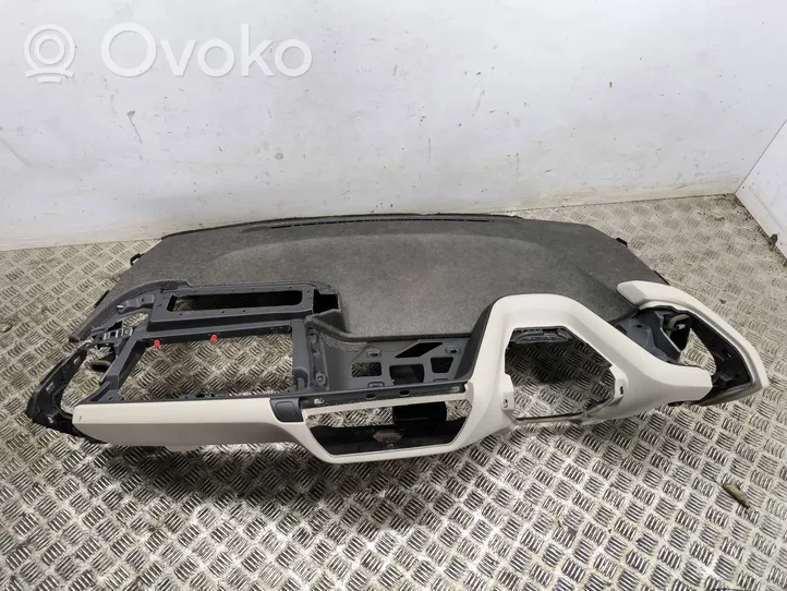 BMW i3 Deska rozdzielcza 4023785